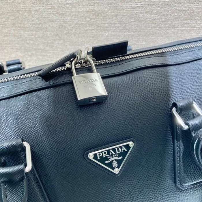 PRADA 2VC018 サフィアーノレザートラベルバッグ サイズ:50x27.5x25cm