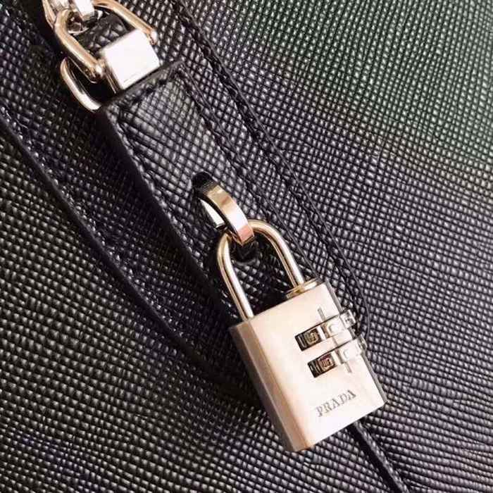 PRADA 2VC018 十字紋牛皮トラベルバッグ 配色 サイズ:45.5x25x17cm