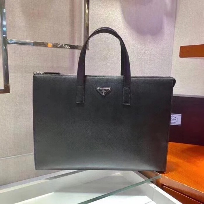 PRADA 2VG039 十字紋ブリーフケース サイズ:40x30cm