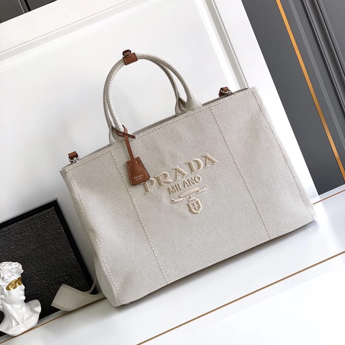 PRADA 2VG131 キャンバストート 斜め掛け サイズ:43x30x20cm PRADA 2VG131 キャンバストート 斜め掛け サイズ:43x30x20cm