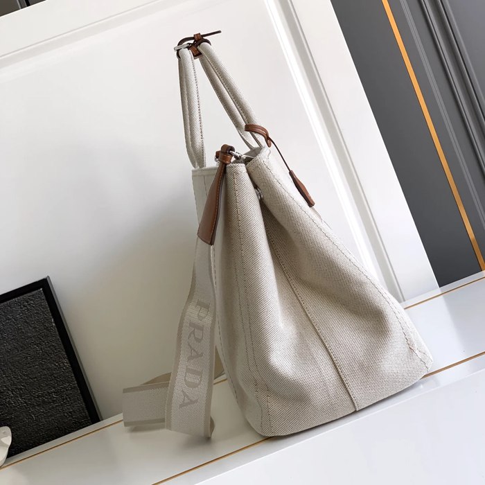 PRADA 2VG131 キャンバストート 斜め掛け サイズ:43x30x20cm