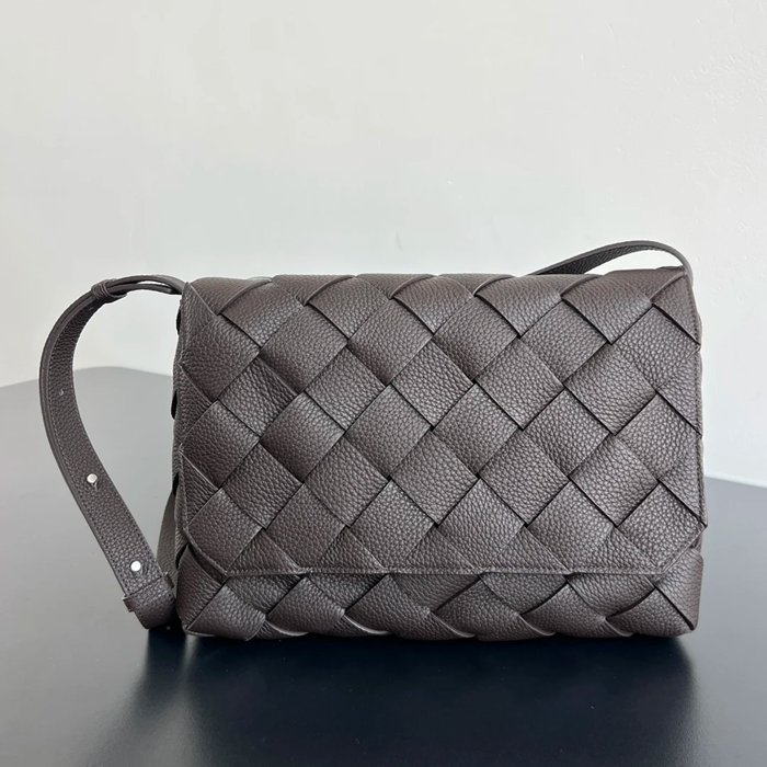 BOTTEGA VENETA BV 815796 ディアゴ斜め掛け サイズ:32x21.5cm