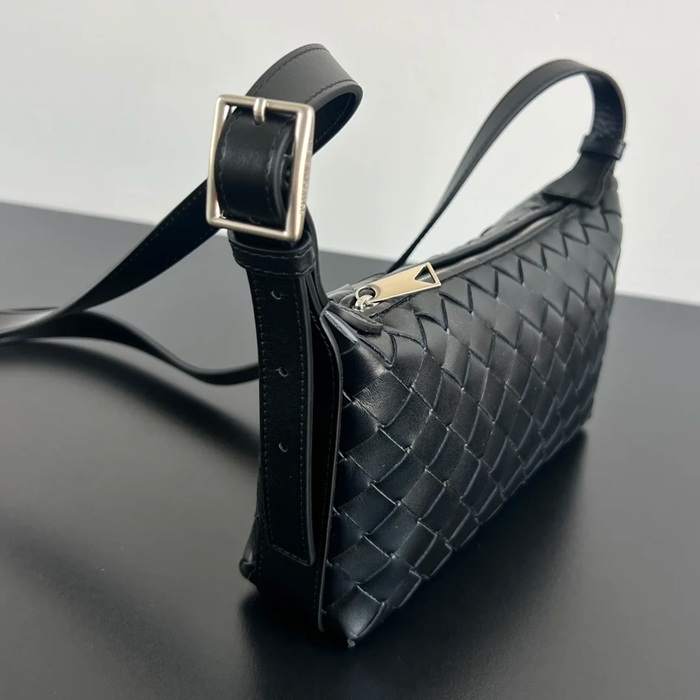 BOTTEGA VENETA BV 844018 トラベラーフォンショルダー サイズ:20x12x5.5cm