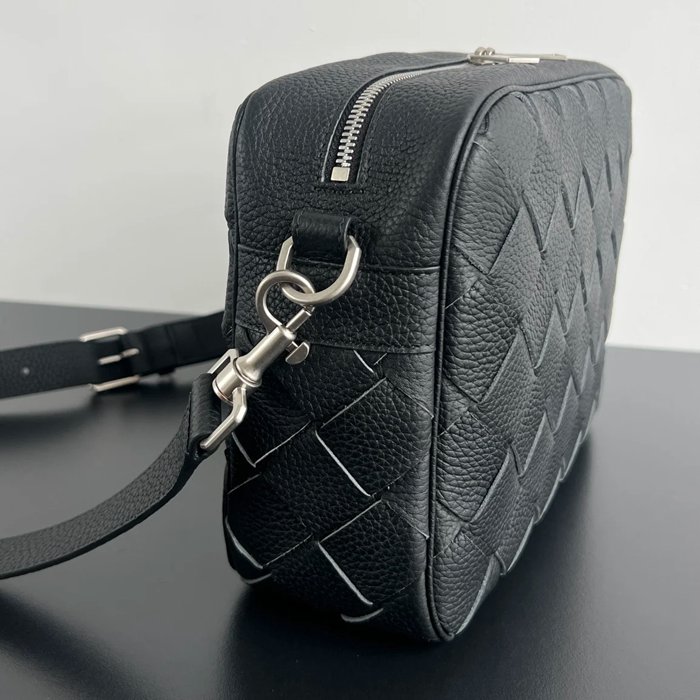 BOTTEGA VENETA BV 755925 メンズカメラバッグ サイズ:29x19.5x7.5cm