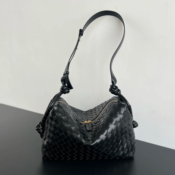 BOTTEGA VENETA BV 796619 ループカメラバッグ サイズ:38x20x18.5cm
