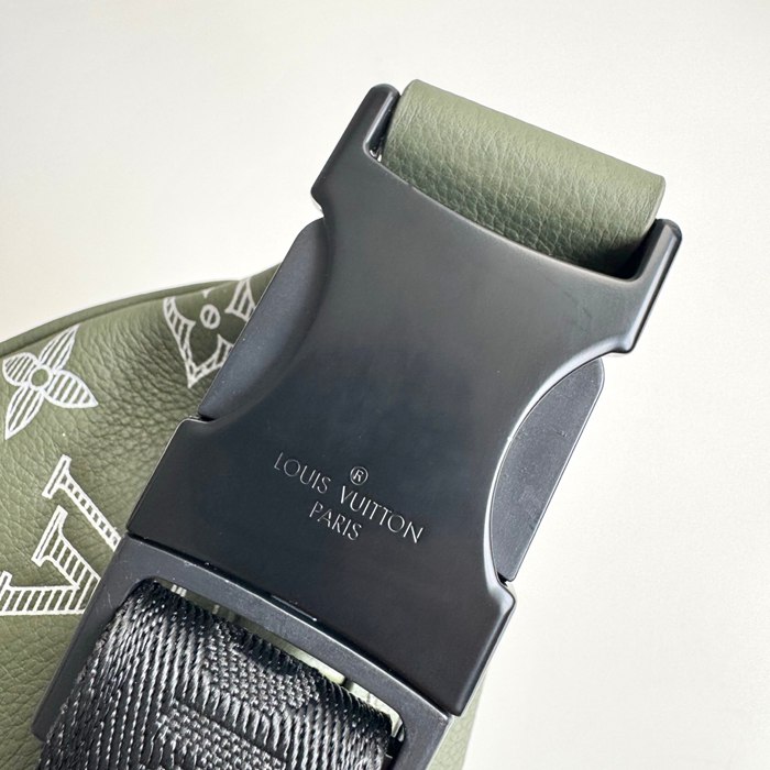 LOUIS VUITTON M12508 ディスカバリー ウエストバッグ サイズ:44x15cm