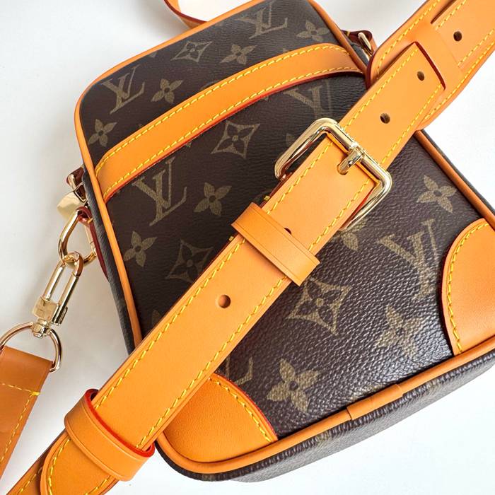 LOUIS VUITTON M14013 ダニューブ 斜め掛け サイズ:21x16cm