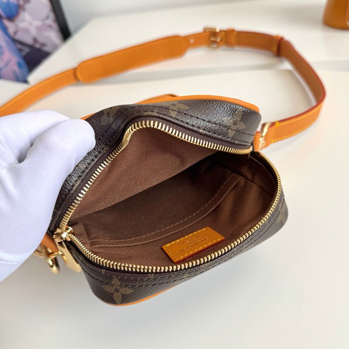 LOUIS VUITTON M14013 ダニューブ 斜め掛け サイズ:21x16cm