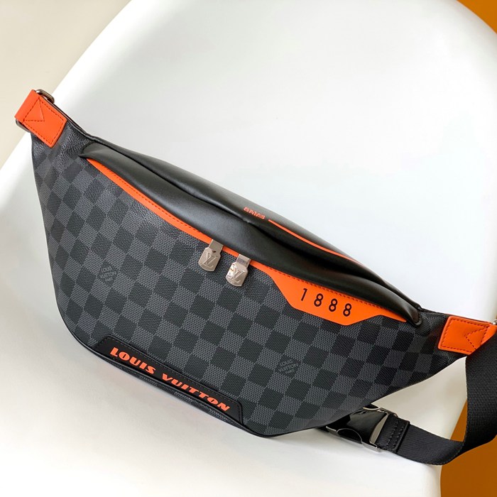 LOUIS VUITTON M40161 バンバッグ ウエストバッグ サイズ:37x14x13cm LOUIS VUITTON M40161 バンバッグ ウエストバッグ サイズ:37x14x13cm
