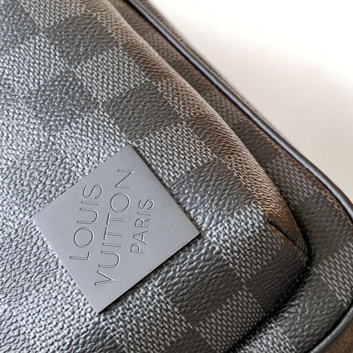 LOUIS VUITTON M46344 アベニュー ショルダー サイズ:31x20x10cm