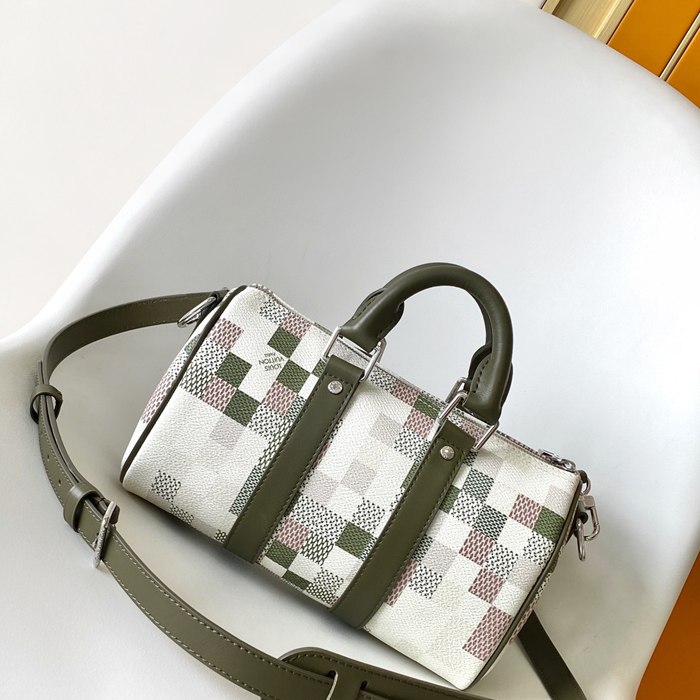 LOUIS VUITTON M00105 キープオール25 サイズ:25x15x11cm