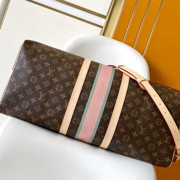 LOUIS VUITTON P01943 キープオール55 サイズ:55x31x26cm