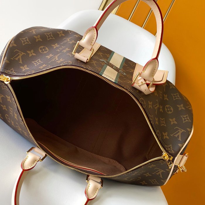 LOUIS VUITTON P01944 キープオール45 サイズ:45x27x20cm