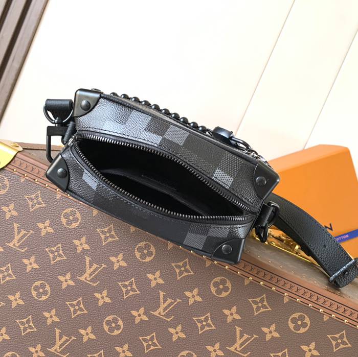 LOUIS VUITTON M14922 ミニソフトトランク サイズ:18.5x13cm