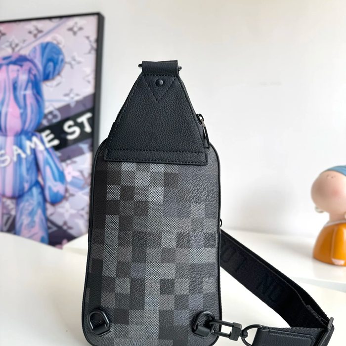 LOUIS VUITTON M14953 アベニュースリングバッグ サイズ:33x16x5.7cm