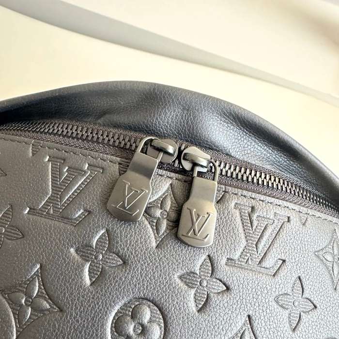 LOUIS VUITTON M46036 ディスカバリー ウエストバッグ サイズ:44x15cm