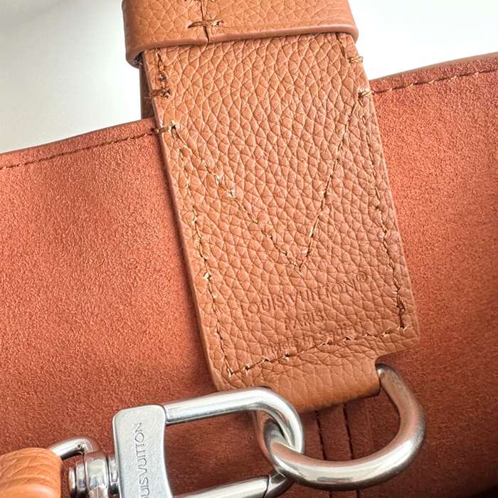 LOUIS VUITTON M26745 ヴェルソホーボーハンドバッグ サイズ:33x30x15.5cm