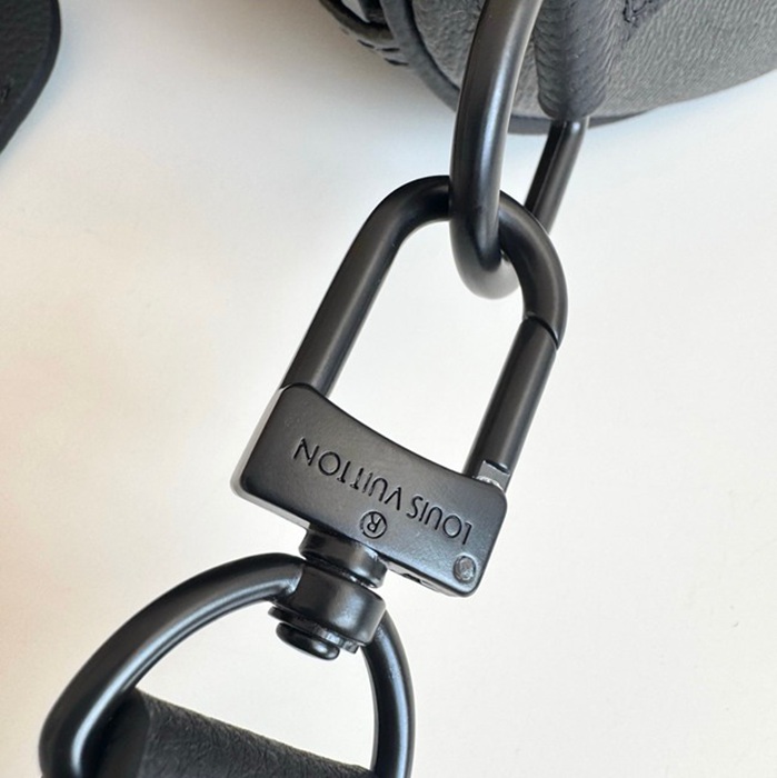 LOUIS VUITTON M28370 キープオール35 サイズ:34x21x16cm