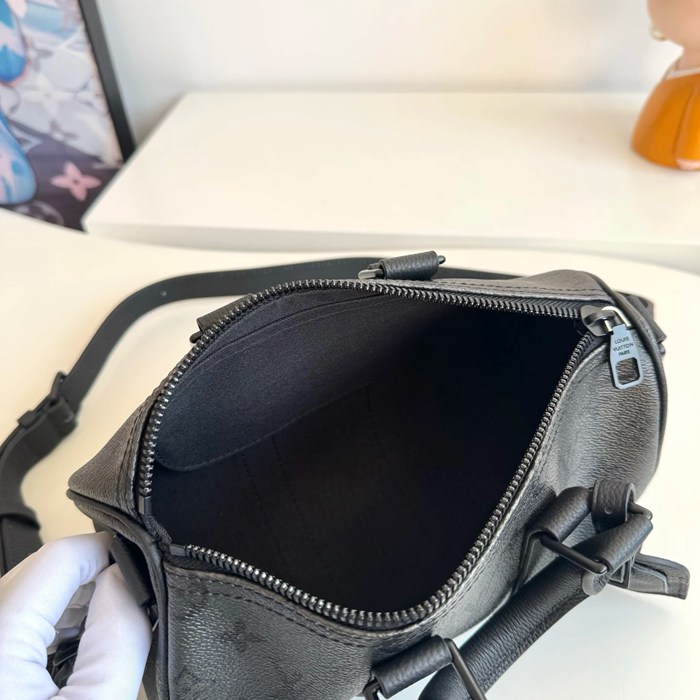 LOUIS VUITTON M28369 キープオール25 サイズ:25x15x11cm