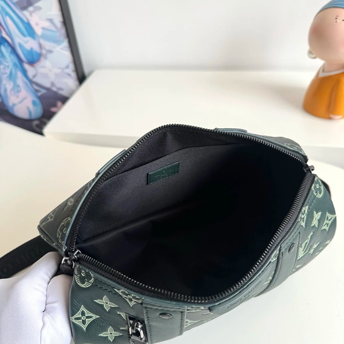 LOUIS VUITTON M27184 シティキープオール サイズ:27.5x16.5x15cm