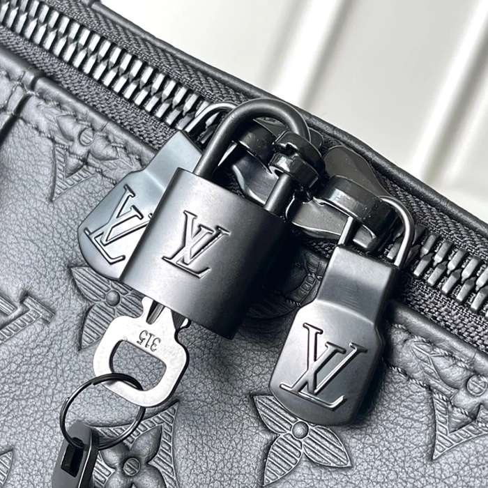 LOUIS VUITTON M44810 キープオール50 トラベルバッグ サイズ:50x29x23cm