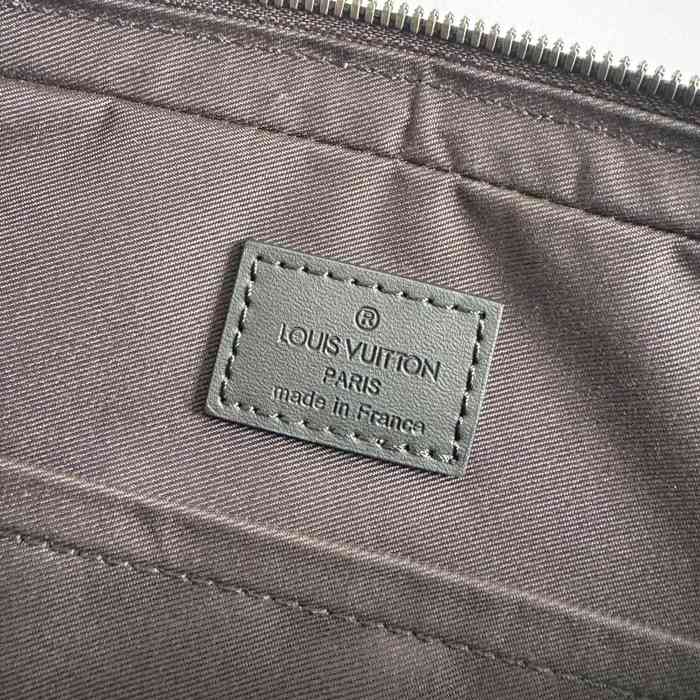 LOUIS VUITTON N40519 キャンバスメッセンジャー トリオ サイズ:25x18.5cm