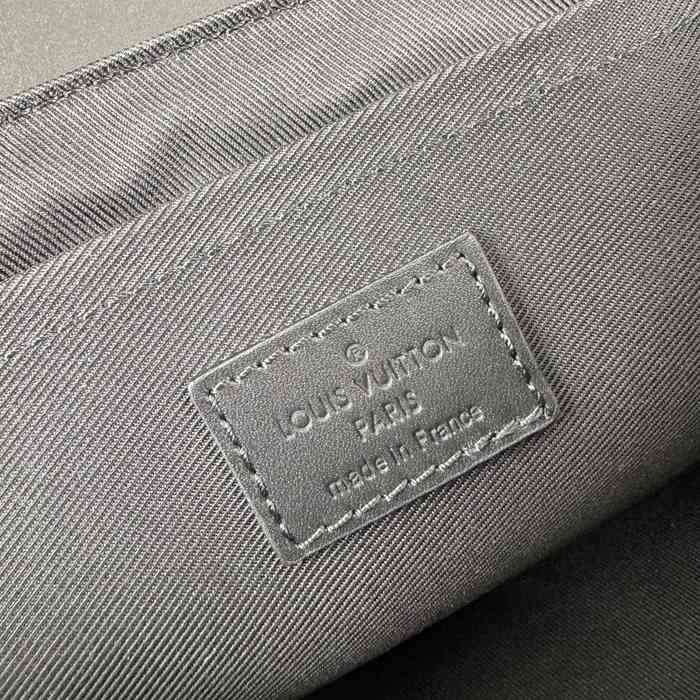 LOUIS VUITTON M24436 キャンバスメッセンジャー スチーマー 小 サイズ:25x19cm