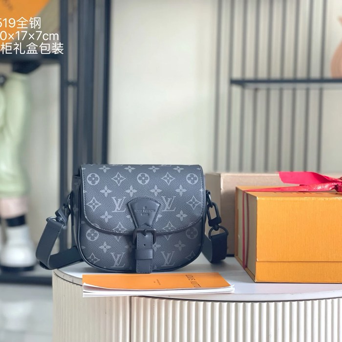 LOUIS VUITTON M12519 特級オールスチール金具斜め掛け サイズ:20x17cm