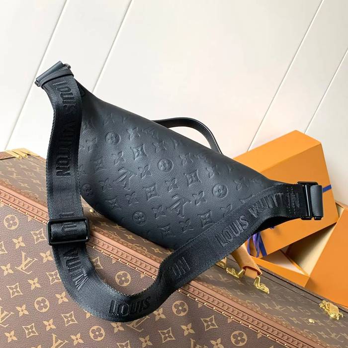 LOUIS VUITTON M47058 牛皮革ウエストバッグ ラッシュ サイズ:30x15cm