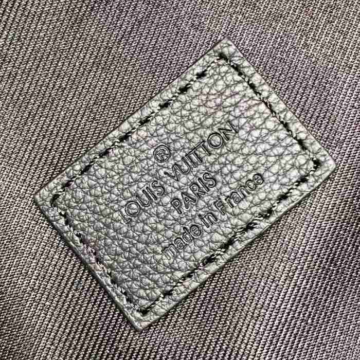 LOUIS VUITTON M47058 牛皮革ウエストバッグ ラッシュ サイズ:30x15cm