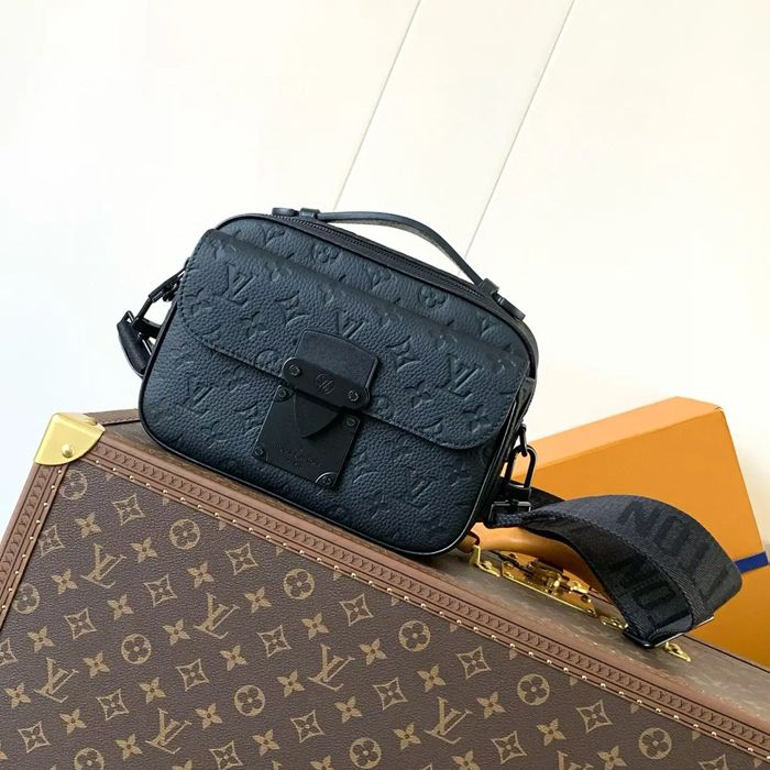 LOUIS VUITTON M58489 キャンバスメッセンジャー Sロック サイズ:22x18cm