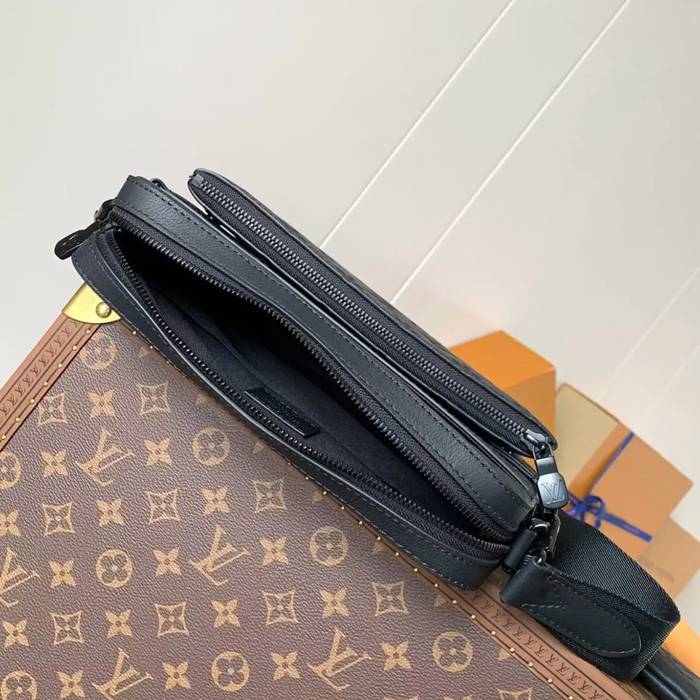 LOUIS VUITTON M46602 プレス牛皮革メッセンジャー トリオ サイズ:25x18.5cm