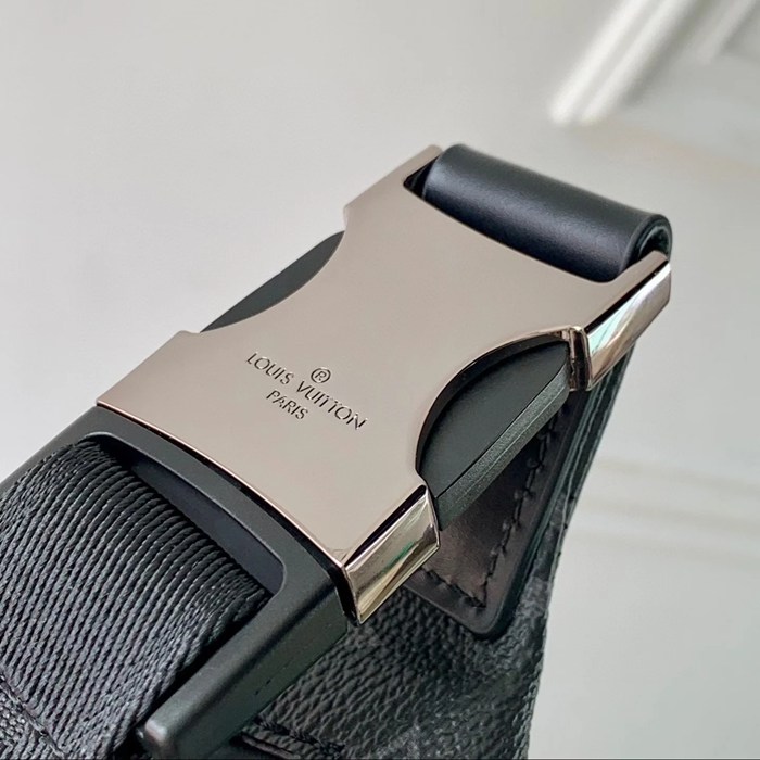 LOUIS VUITTON M25924 キャンバスウエストバッグ ディスカバリー サイズ:44x15cm