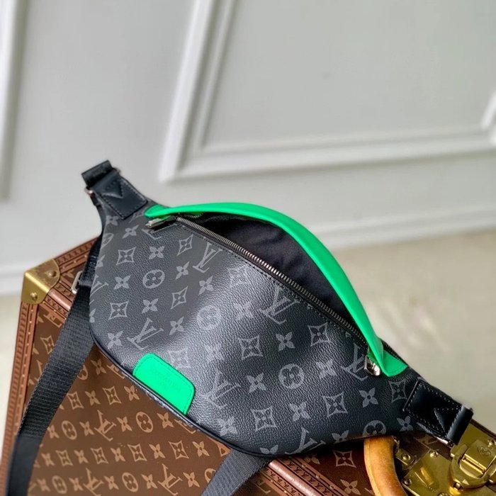 LOUIS VUITTON M25924 キャンバスウエストバッグ ディスカバリー サイズ:44x15cm