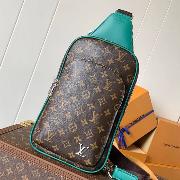 LOUIS VUITTON M12734 コーティングキャンバスショルダー アベニュー サイズ:31x20cm LOUIS VUITTON M12734 コーティングキャンバスショルダー アベニュー サイズ:31x20cm