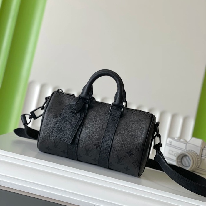 LOUIS VUITTON M28369 キープオール 黒花まくらバッグ サイズ:25x15x11cm