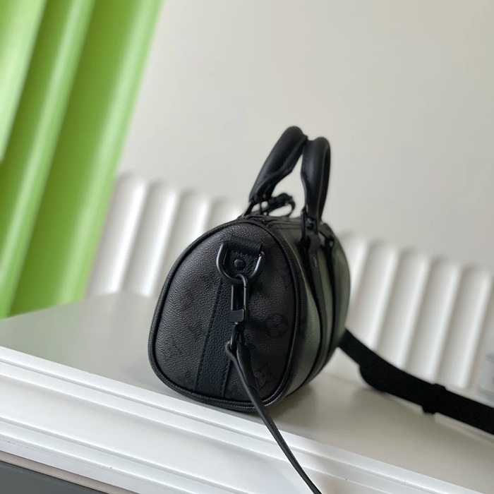 LOUIS VUITTON M28369 キープオール 黒花まくらバッグ サイズ:25x15x11cm
