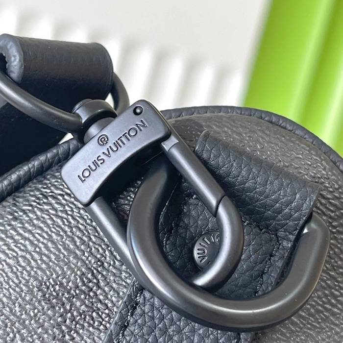 LOUIS VUITTON M28369 キープオール 黒花まくらバッグ サイズ:25x15x11cm