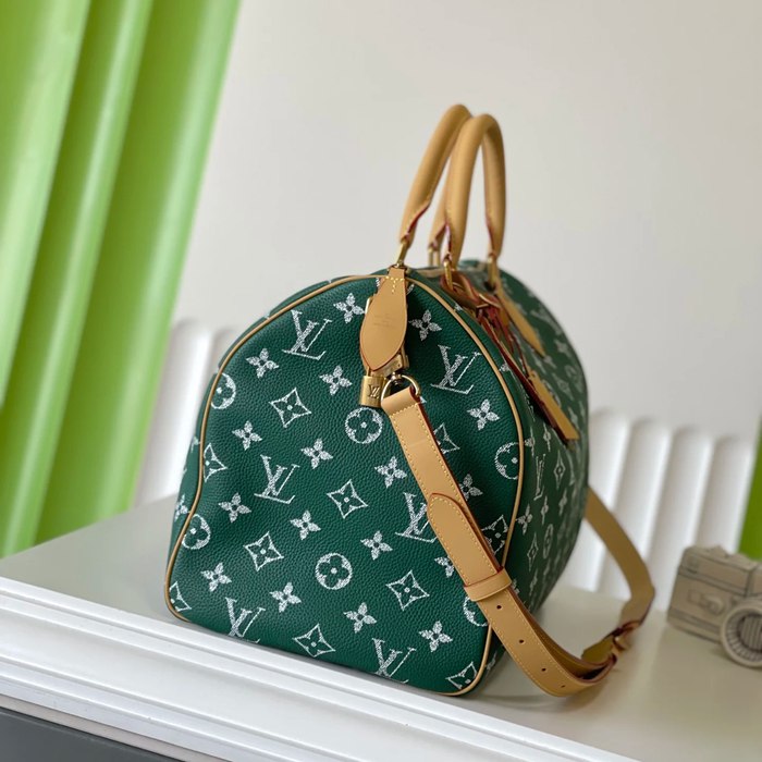 LOUIS VUITTON M24417 スピーディーP9 オールレザーまくらバッグ 緑 サイズ:40x26x23cm