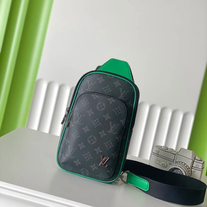 LOUIS VUITTON M25891 アベニュー 黒花ショルダー胸バッグ サイズ:30x16x5.7cm