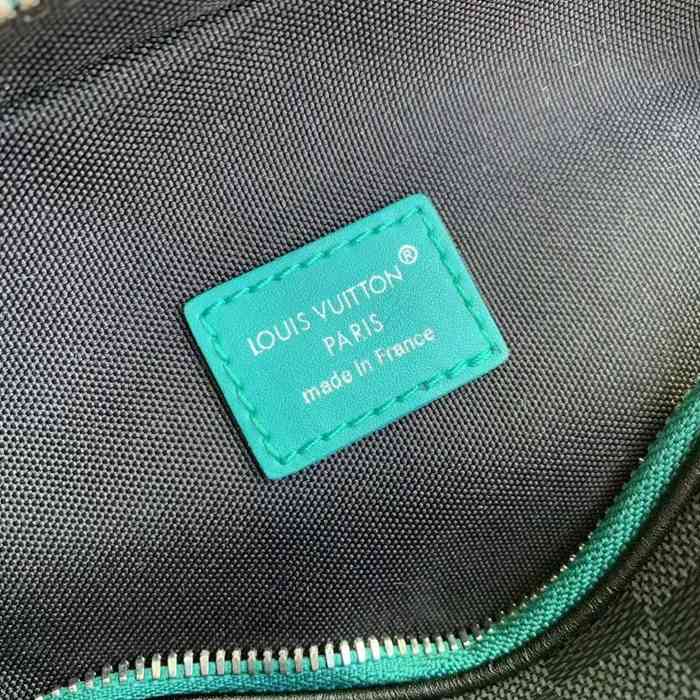 LOUIS VUITTON M28318 グラファイトショルダー アベニュー サイズ:31x20cm