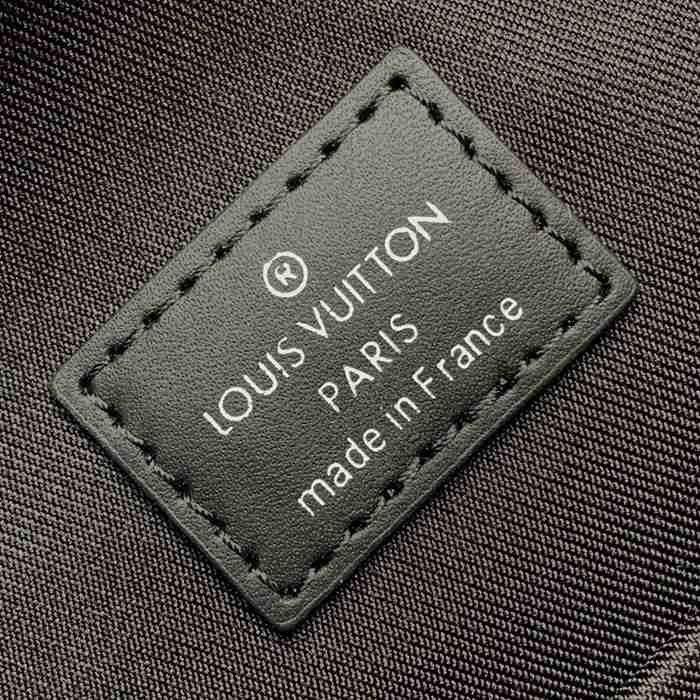 LOUIS VUITTON M47137 小ショルダー アベニュー 黒花 サイズ:33x16x5.7cm