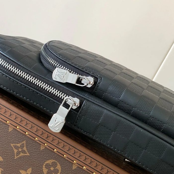 LOUIS VUITTON N45303 小ショルダー アベニュー サイズ:31x20cm