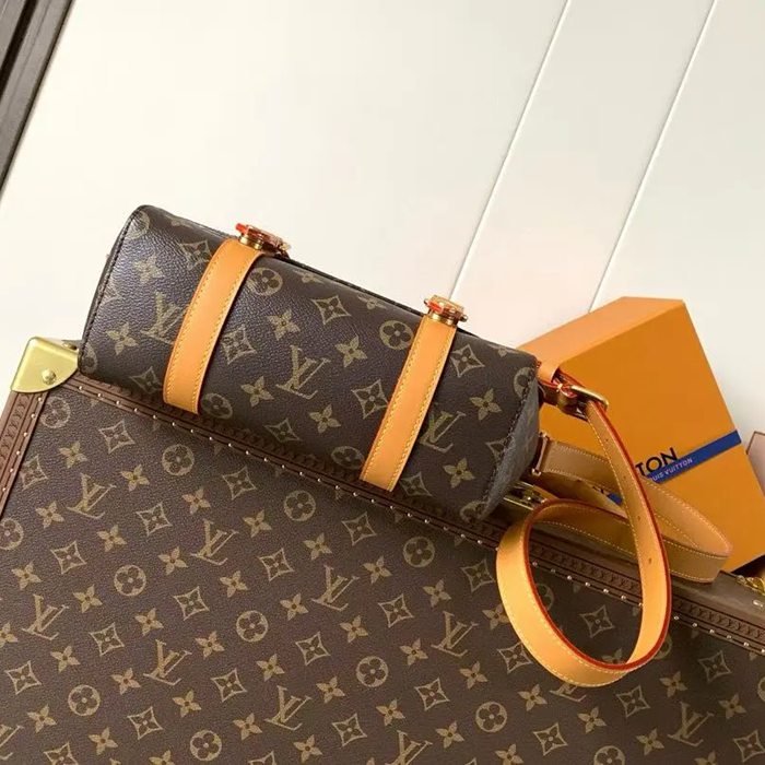 LOUIS VUITTON M28115 小メッセンジャー クリストファー サイズ:32x19.5x11cm