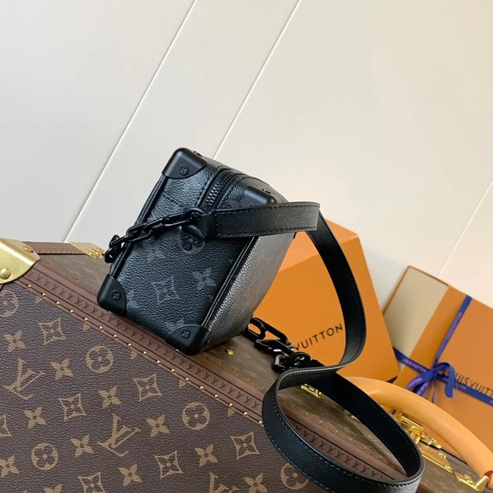 LOUIS VUITTON M44735 小メッセンジャー ソフトトランク サイズ:18.5x13cm