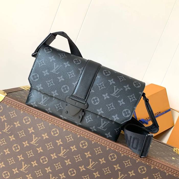LOUIS VUITTON M46794 キャンバスメッセンジャー エスケープ 黒花 サイズ:28x16x10cm
