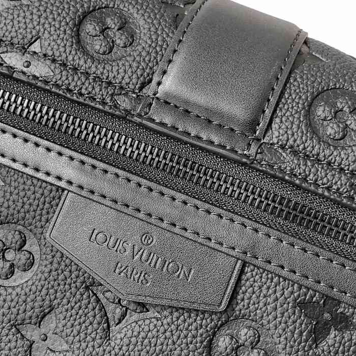 LOUIS VUITTON M23741 キャンバスメッセンジャー エスケープ サイズ:28x16x10cm