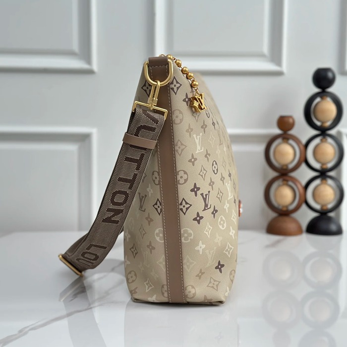 LOUIS VUITTON M26931 杏グラデハンドバッグ メティス サイズ:48x36x12cm