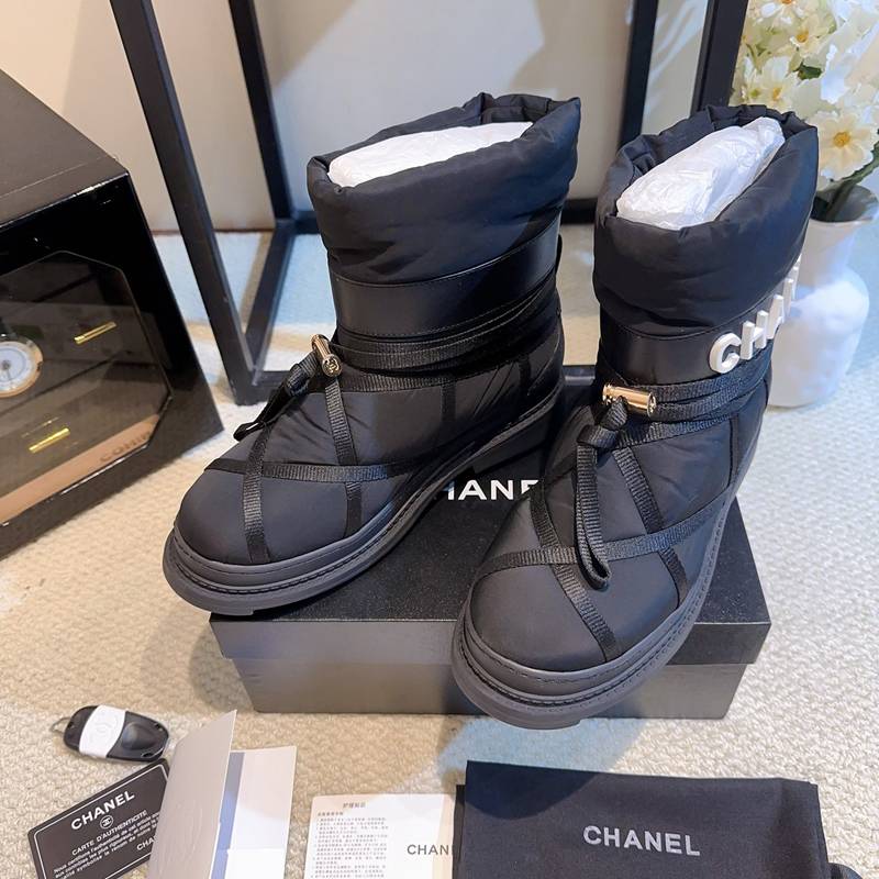 【CHANEL】2026スノーブーツレディース