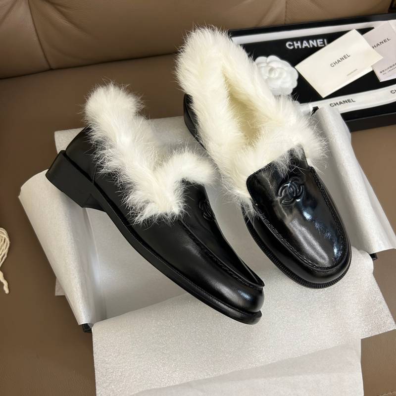 【CHANEL】25nスリッポンレディース